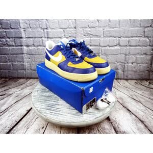 Nike Air Force 1 Low SP Undefeated, Court Blue/White-Goldtone Men Size 12 Used